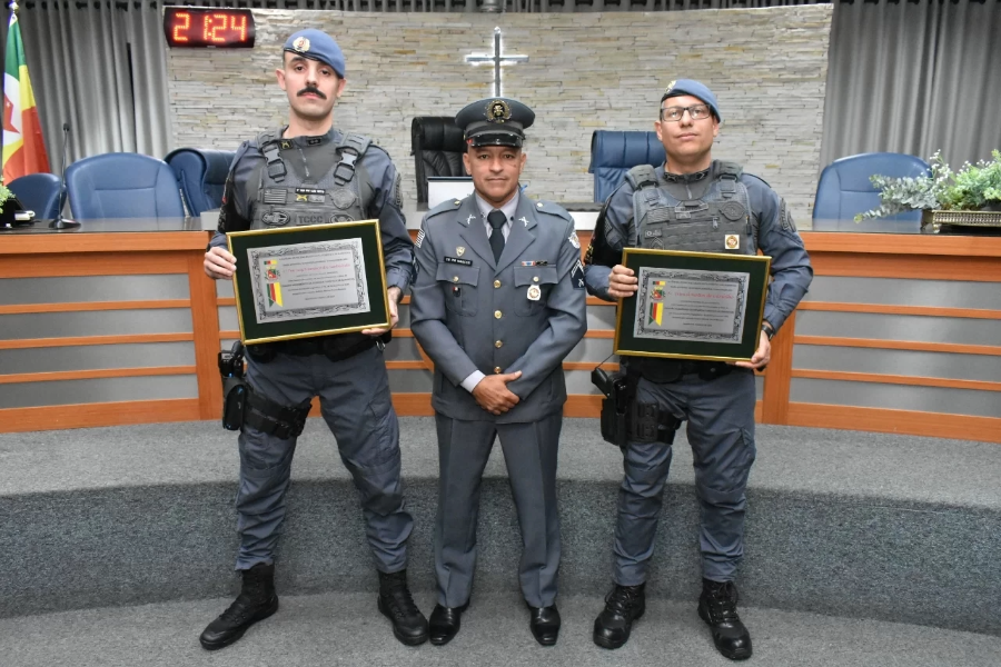 baluartv.com.br | 1º Ten Luiz Neto e Cabo PM Daniel Mattos recebem títulos honoríficos da Estância Turística de Barretos