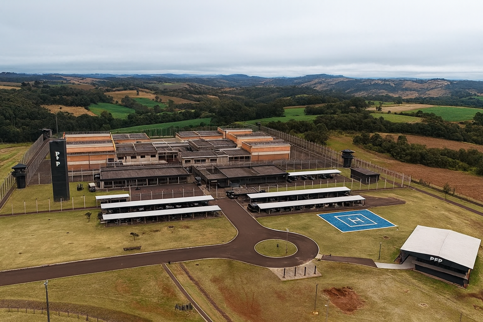 baluartv.com.br | Sistema aguarda aval para receber líderes de facção após ação policial no RJ