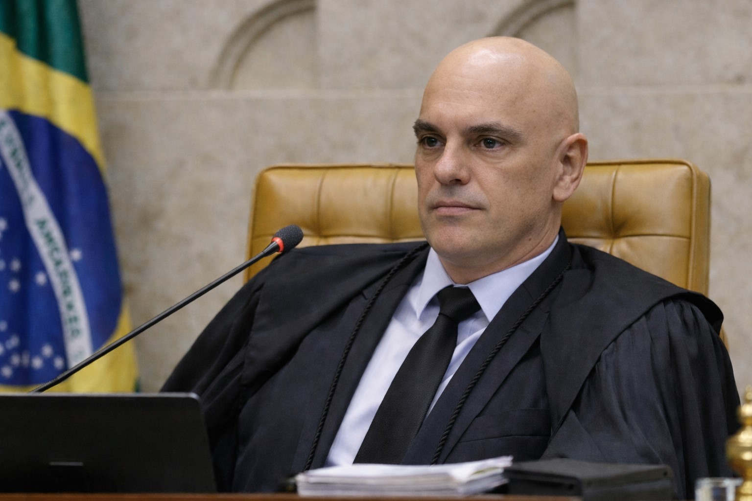 baluartv.com.br|“Fiz o que tinha que fazer”: bolsonaristas reagem à fala de Moraes após transferência de Bolsonaro