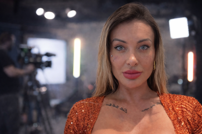 baluartv.com.br | Andressa Urach pode ser banida de plataforma adulta após vídeo polêmico com filho