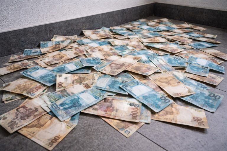 baluartv.com.br | PF apreende R$ 429 milhões em espécie em operação relacionada ao caso Banco Master