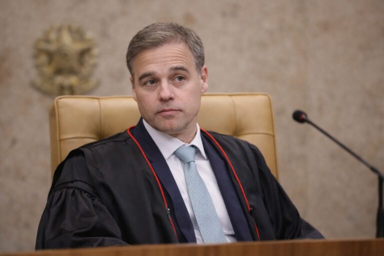 baluartv.com.br | Polícia sugere ampliar proteção para familiares de André Mendonça após relatoria de casos sensíveis no STF