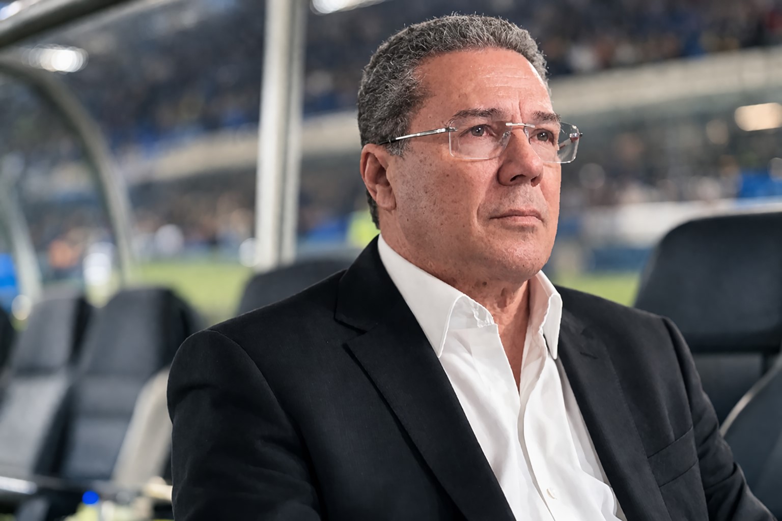 baluartv.com.br|Vanderlei Luxemburgo é internado na UTI após mal-estar durante a madrugada