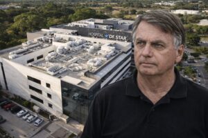 Montagem fotográfica ultra-realista gerada por inteligência artificial mostra Jair Bolsonaro em primeiro plano, com o Hospital DF Star ao fundo, utilizada para ilustrar contexto jornalístico.